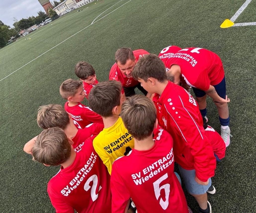 2025-08-18 Allianz Junior Cup in Delitzsch - Huddle