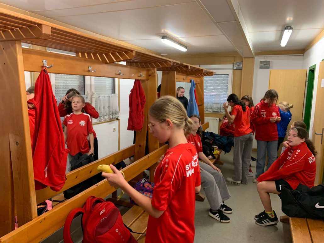 2025-09-14 D1 Mädchen - Pokal Achtenfinale-min