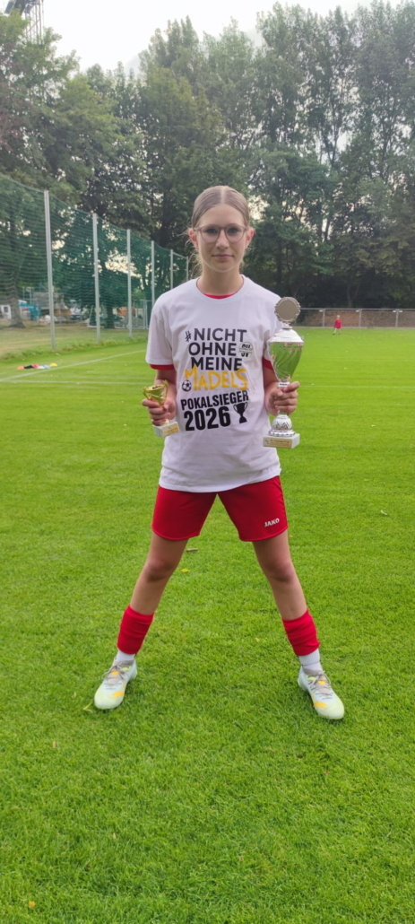 2026-06-29 Pokalsieg D Mädels 15